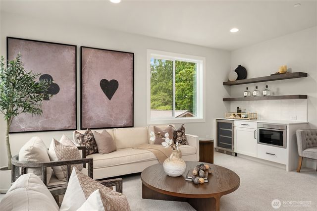 7020 139th Place NE, Redmond, WA 98052