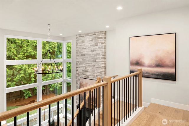 7020 139th Place NE, Redmond, WA 98052