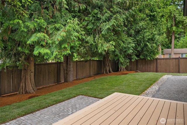 7020 139th Place NE, Redmond, WA 98052