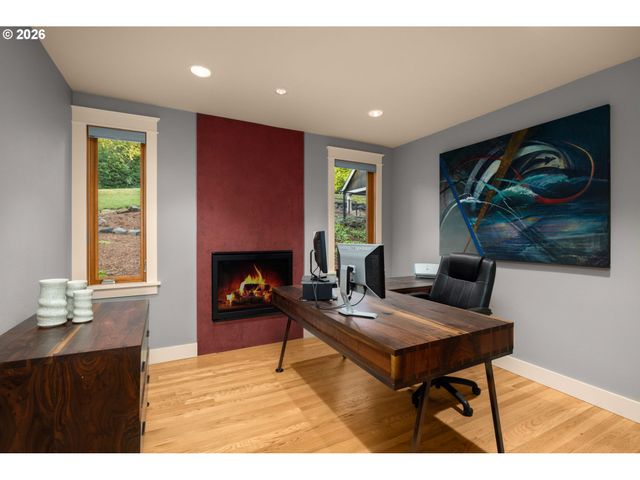 21250 S WISTERIA Rd, West Linn, OR 97068