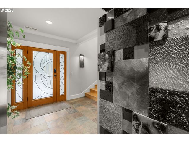 21250 S WISTERIA Rd, West Linn, OR 97068