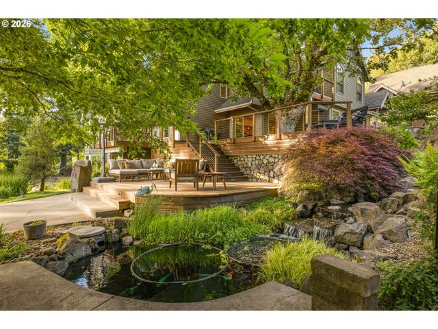 21250 S WISTERIA Rd, West Linn, OR 97068