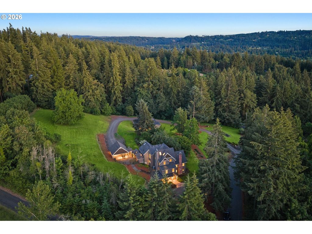 21250 S WISTERIA Rd, West Linn, OR 97068