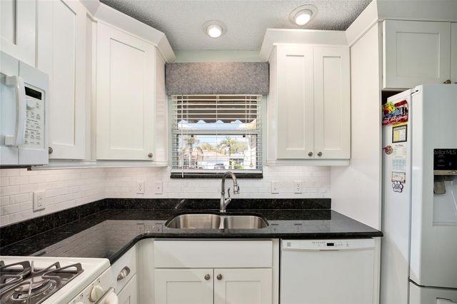 1565 LAKEWOOD DRIVE, The Villages, FL 32162