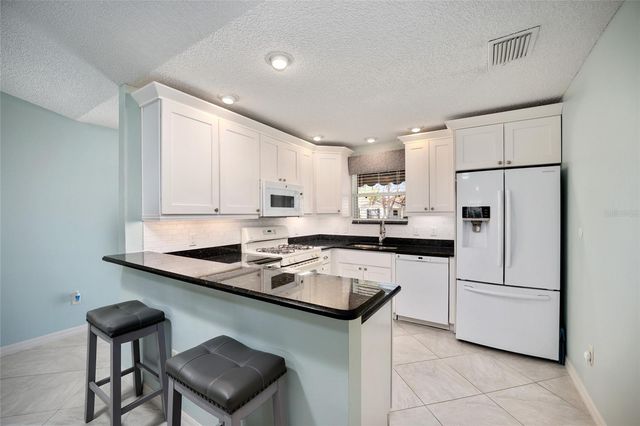 1565 LAKEWOOD DRIVE, The Villages, FL 32162