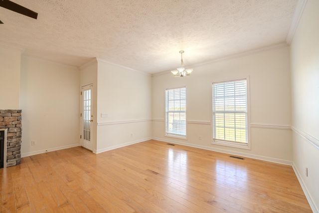 185 LEATH LN, Finger, TN 38334