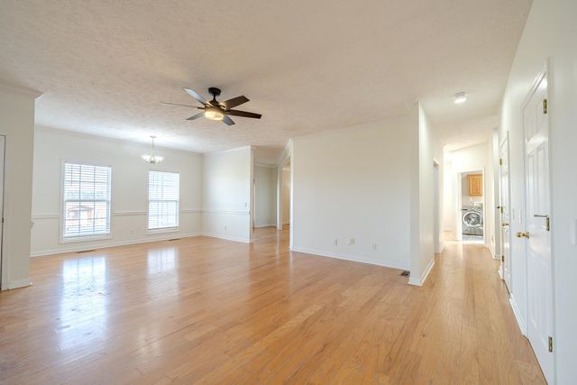 185 LEATH LN, Finger, TN 38334