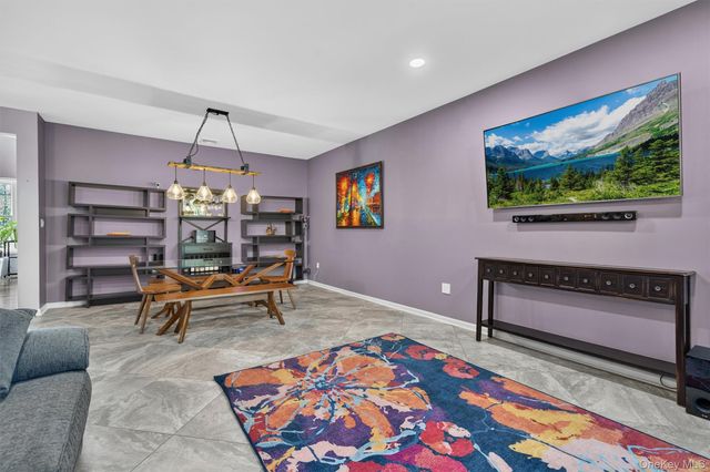 38 Pinehurst Circle, Monroe, NY 10950