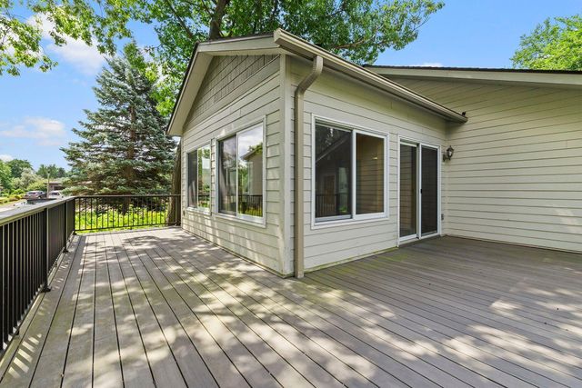 10302 Toledo Circle, Bloomington, MN 55437