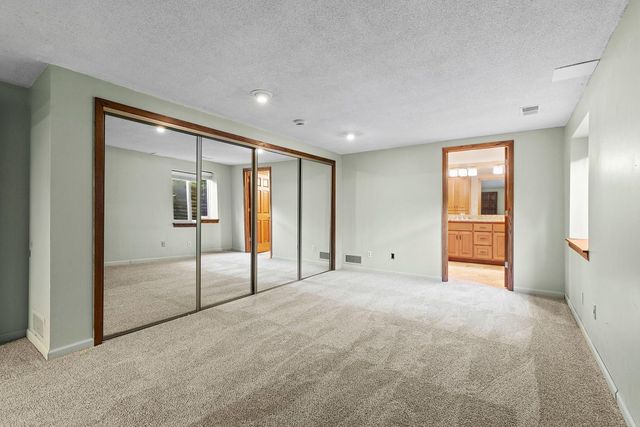 10302 Toledo Circle, Bloomington, MN 55437