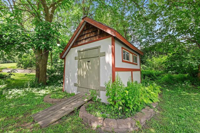 10302 Toledo Circle, Bloomington, MN 55437