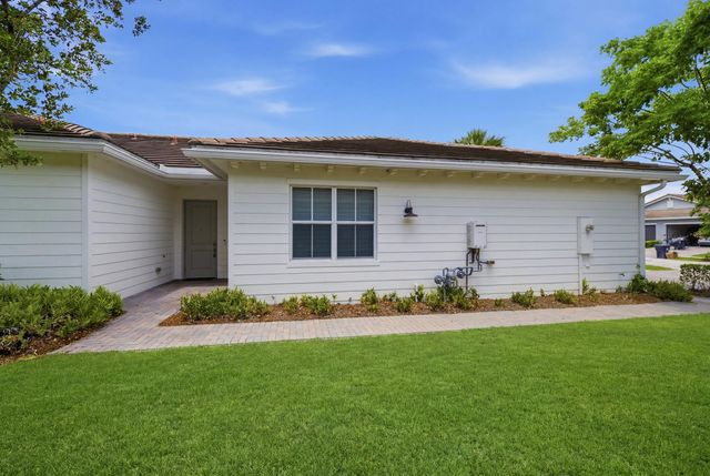 19680 Weathervane Way, Loxahatchee, FL 33470