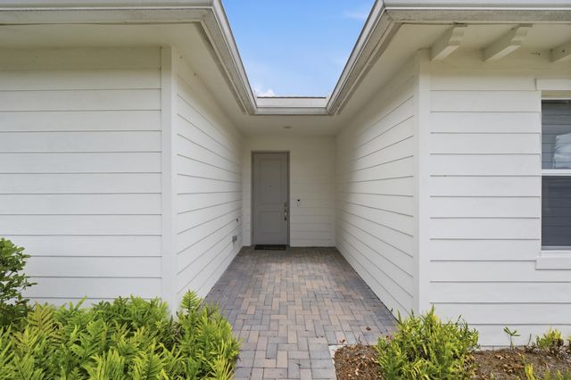 19680 Weathervane Way, Loxahatchee, FL 33470