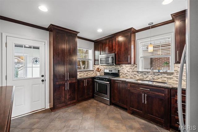 6455 Oleatha Avenue, St Louis, MO 63139