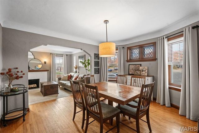 6455 Oleatha Avenue, St Louis, MO 63139