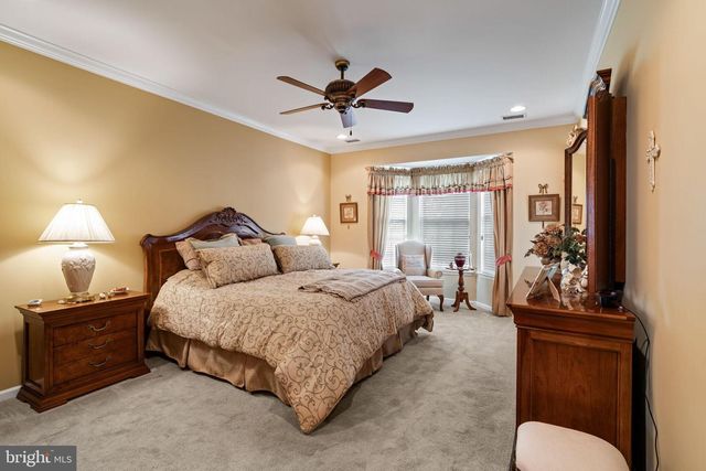11 SANIBEL LN, Barnegat, NJ 08005