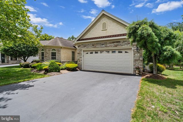 11 SANIBEL LN, Barnegat, NJ 08005