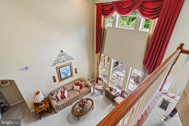 11 SANIBEL LN, Barnegat, NJ 08005