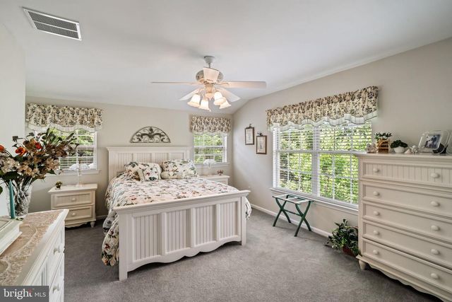 11 SANIBEL LN, Barnegat, NJ 08005