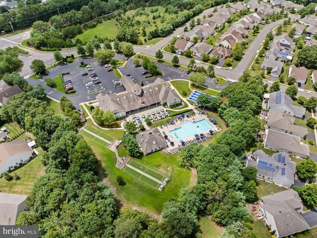 11 SANIBEL LN, Barnegat, NJ 08005