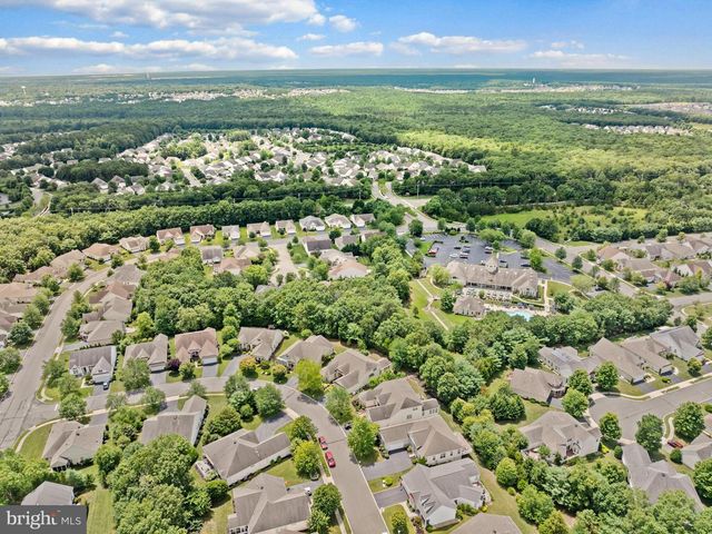 11 SANIBEL LN, Barnegat, NJ 08005