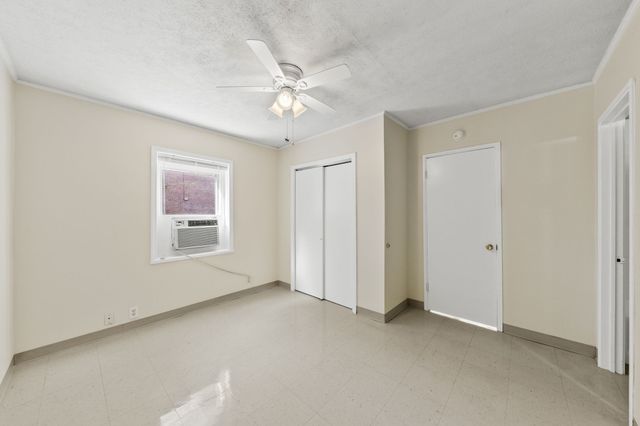 521 Hawkins Rd Apt 3, Clarksville, TN 37040