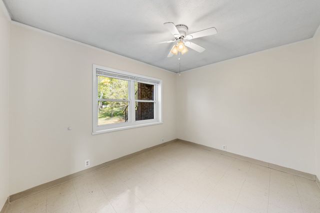 521 Hawkins Rd Apt 3, Clarksville, TN 37040