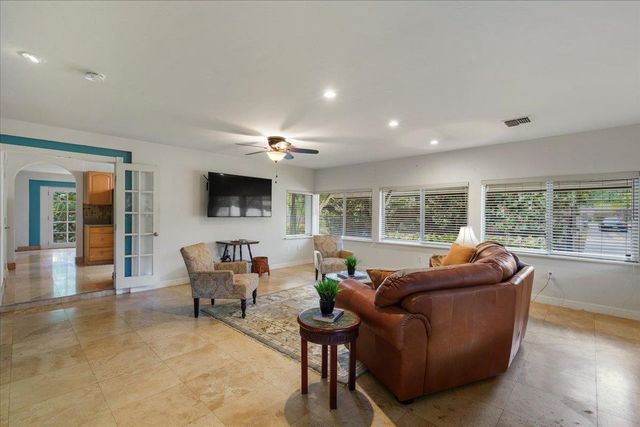 1097 Ewa Pl, Kihei, HI 96753