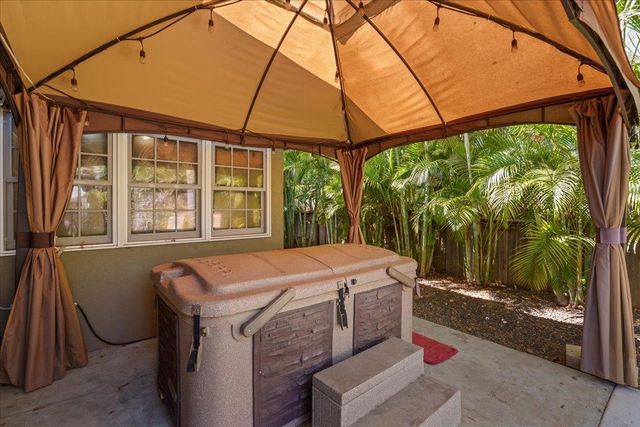 1097 Ewa Pl, Kihei, HI 96753