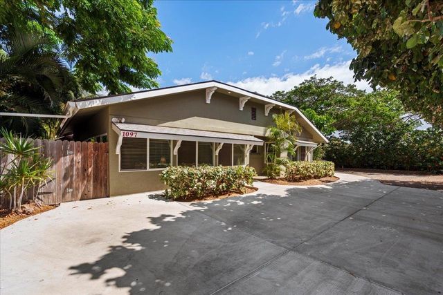 1097 Ewa Pl, Kihei, HI 96753