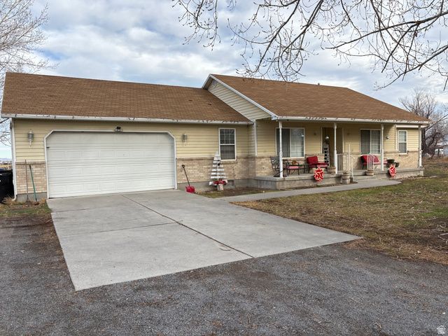 231 E NORTH ST, Grantsville, UT 84029