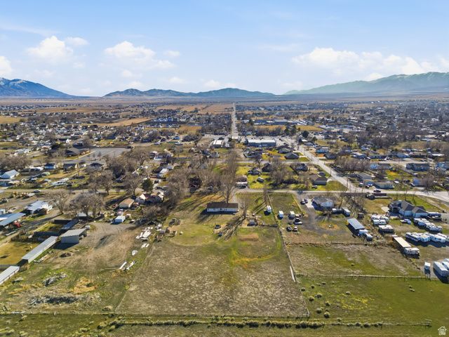 231 E NORTH ST, Grantsville, UT 84029