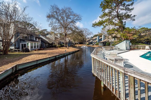 1126 Shadow Lake Circle 58, Mount Pleasant, SC 29464