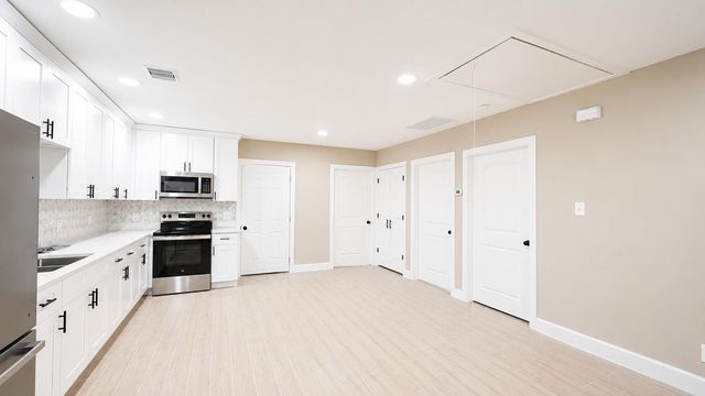 1206-B Pinewood Lane, Pasadena, TX 77502