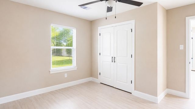1206-B Pinewood Lane, Pasadena, TX 77502