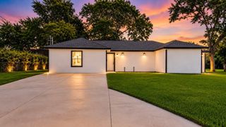 1206-B Pinewood Lane, Pasadena, TX 77502