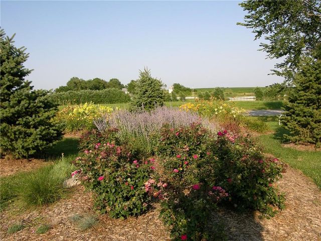 23119 Pawnee Road, Bucyrus, KS 66013