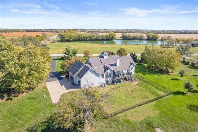 23119 Pawnee Road, Bucyrus, KS 66013