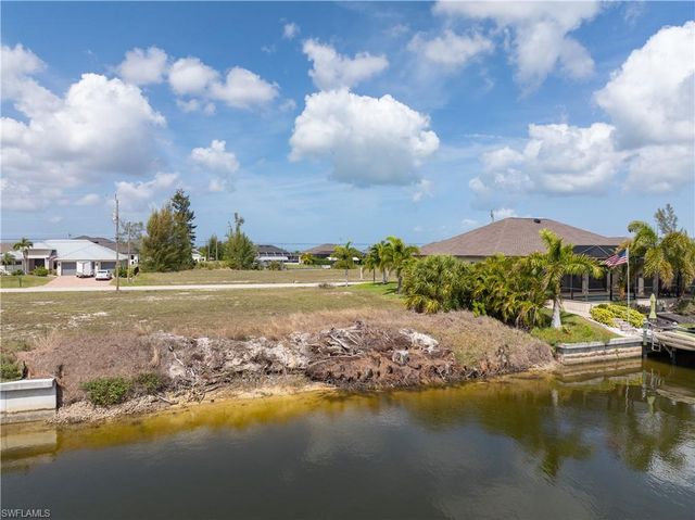 1645 NW 39th AVE, Cape Coral, FL 33993