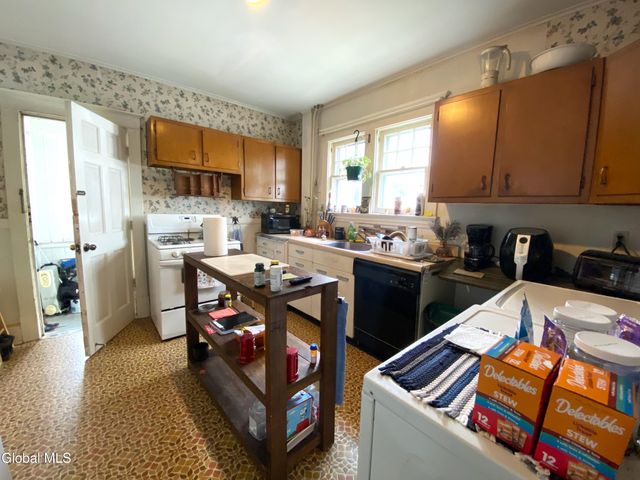 2513 15th Street, Troy, NY 12180