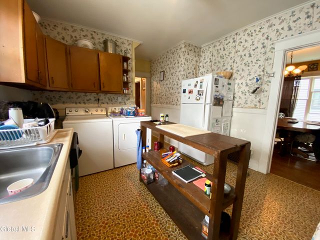 2513 15th Street, Troy, NY 12180