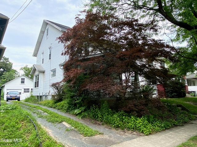 2513 15th Street, Troy, NY 12180