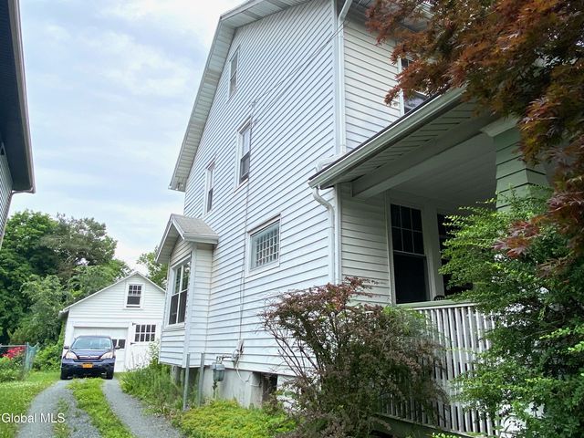 2513 15th Street, Troy, NY 12180