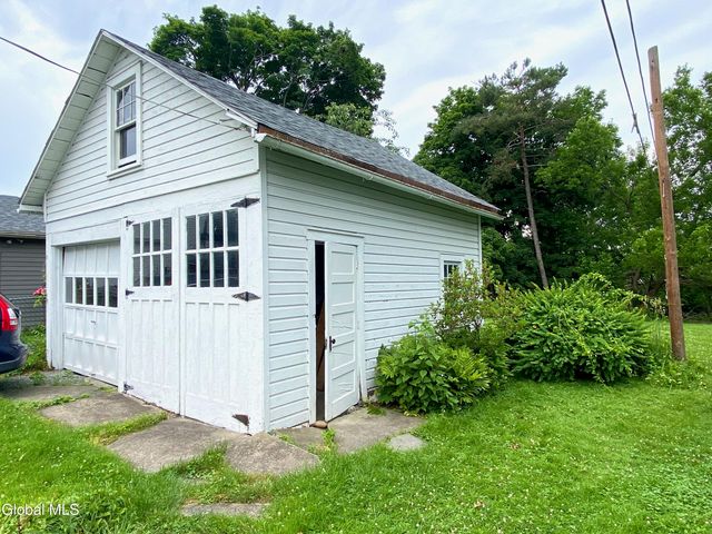 2513 15th Street, Troy, NY 12180