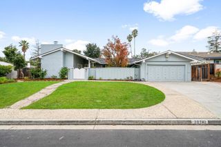20742 Saint Joan Court, Saratoga, CA 95070