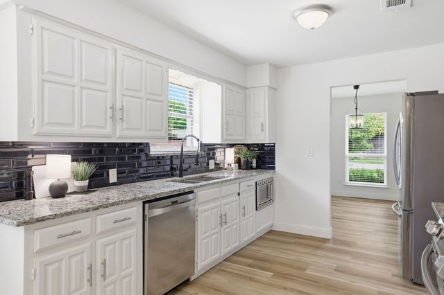 2408 Huntington Drive, Plano, TX 75075