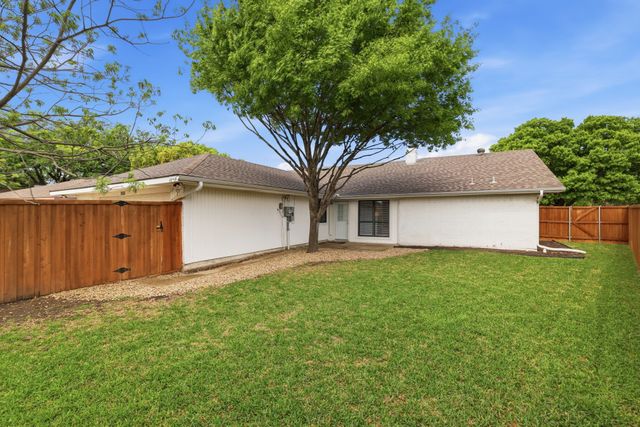 2408 Huntington Drive, Plano, TX 75075