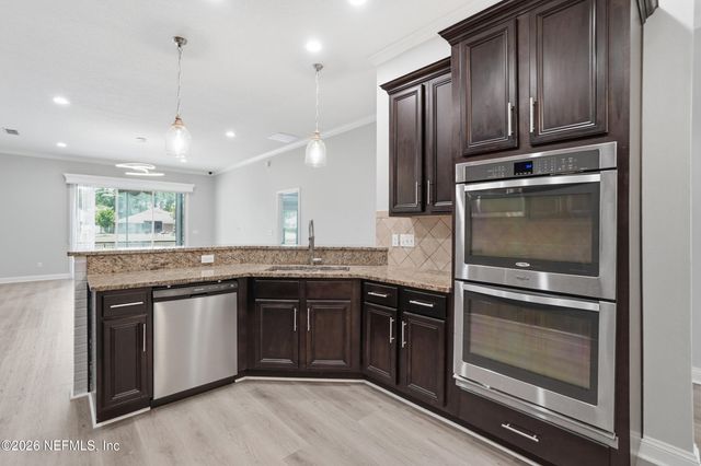 144 PRINCE ALBERT Avenue, St. Johns, FL 32259