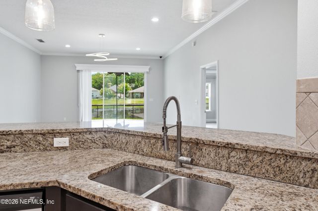 144 PRINCE ALBERT Avenue, St. Johns, FL 32259