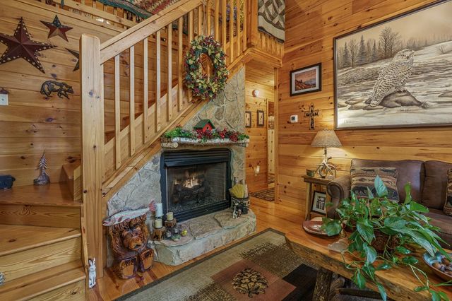 267 Laurelwood Circle, Murphy, NC 28906